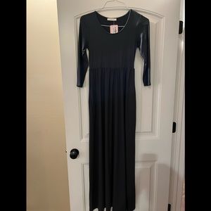 NWT! Charcoal gray maxi dress! Size small Brand is Entro
